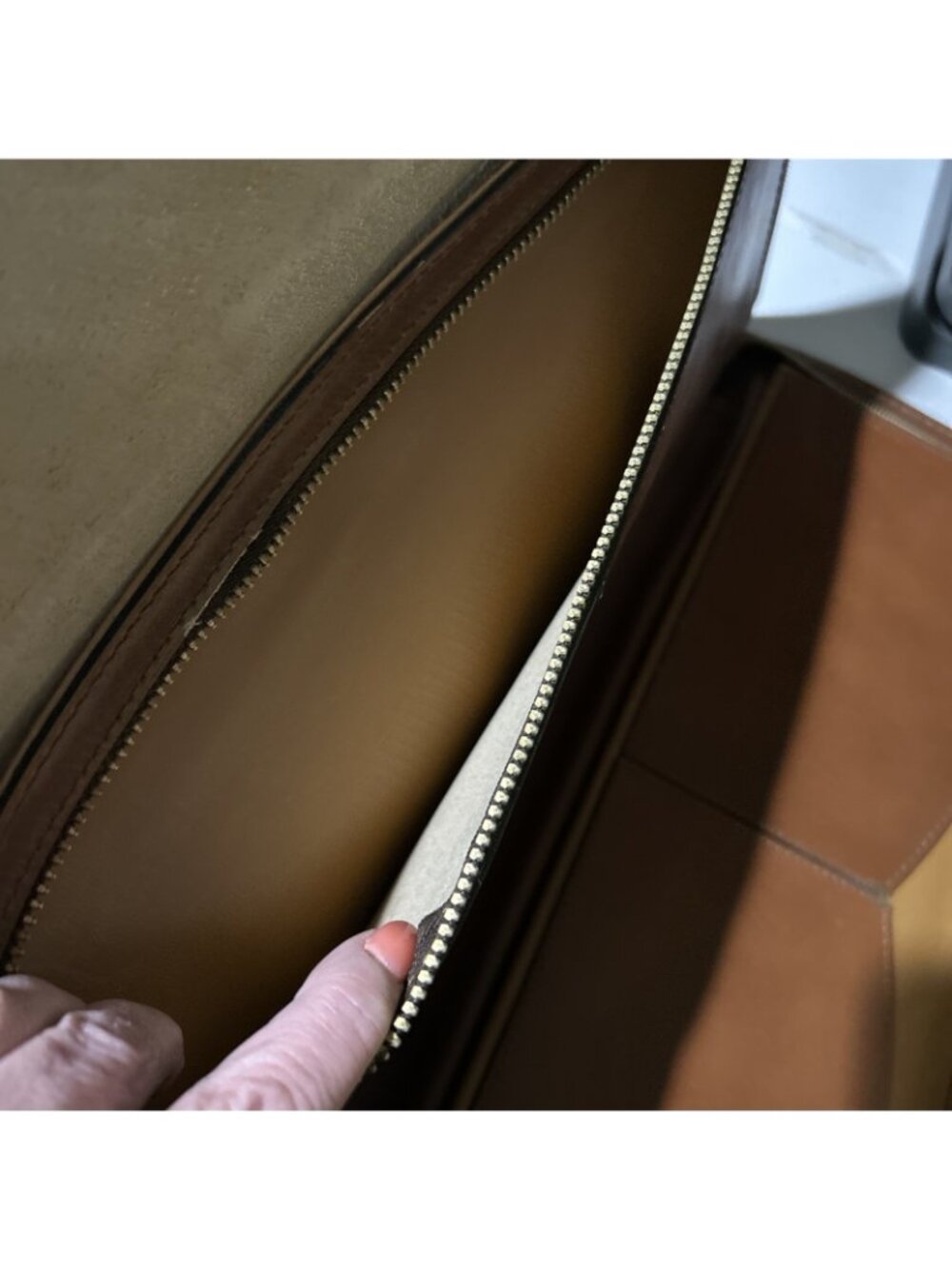 VTG Brown Top Grain Leather Folder Portfolio Document Holder Zip 15” X 11” - Picture 14 of 16